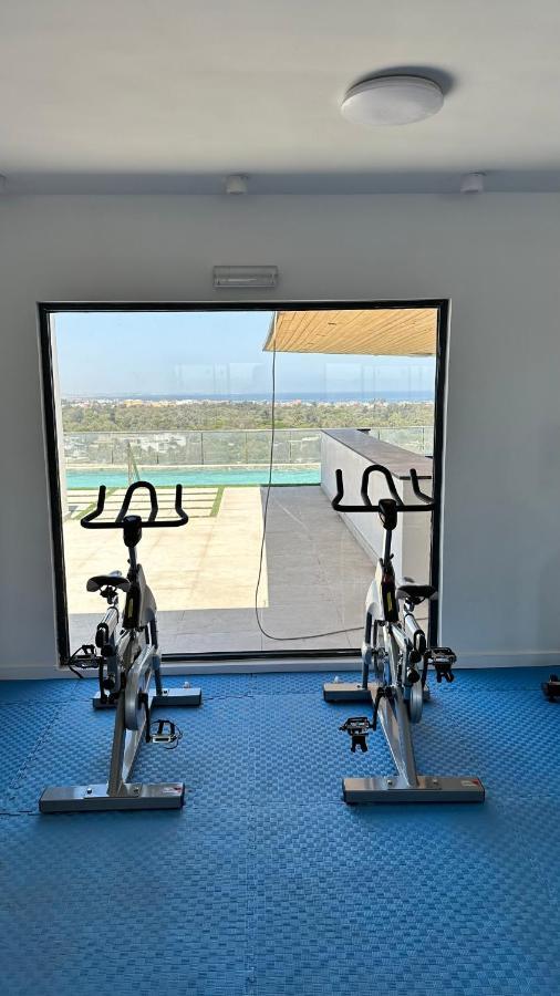 F4 - Chic - Piscine - Salle Fitness Dakar Buitenkant foto